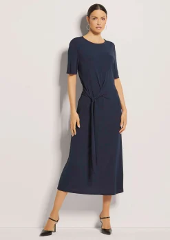 Halbarm-Kleid mit Taillenband