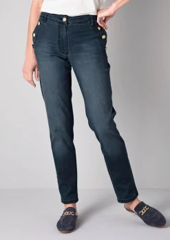 Jeans mit Goldknopf