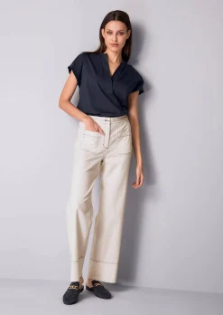 Jeans mit Kontrastnähten