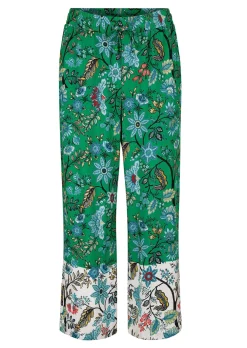 Strandhose in sommerlichem Blumendessin